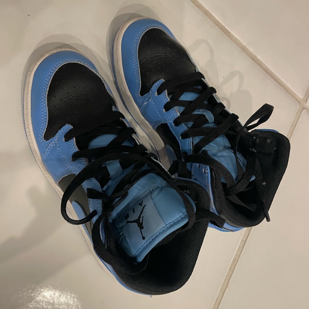 Air Jordan High-Top Sneakers in Black and Blue
